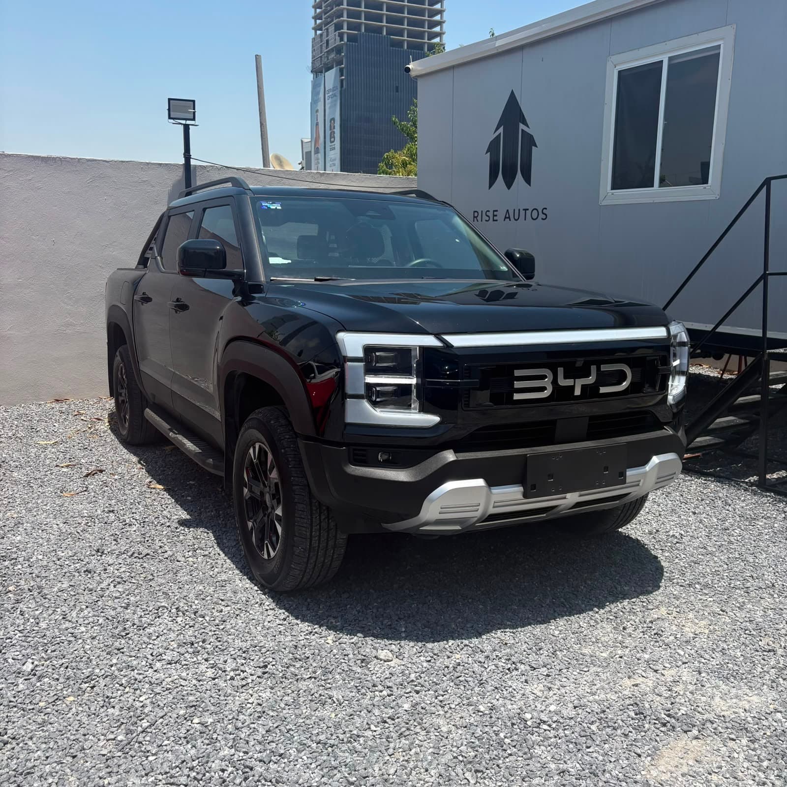 BYD Shark 2025